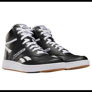 REEBOK BB4600 high cut leather basketball sneakers